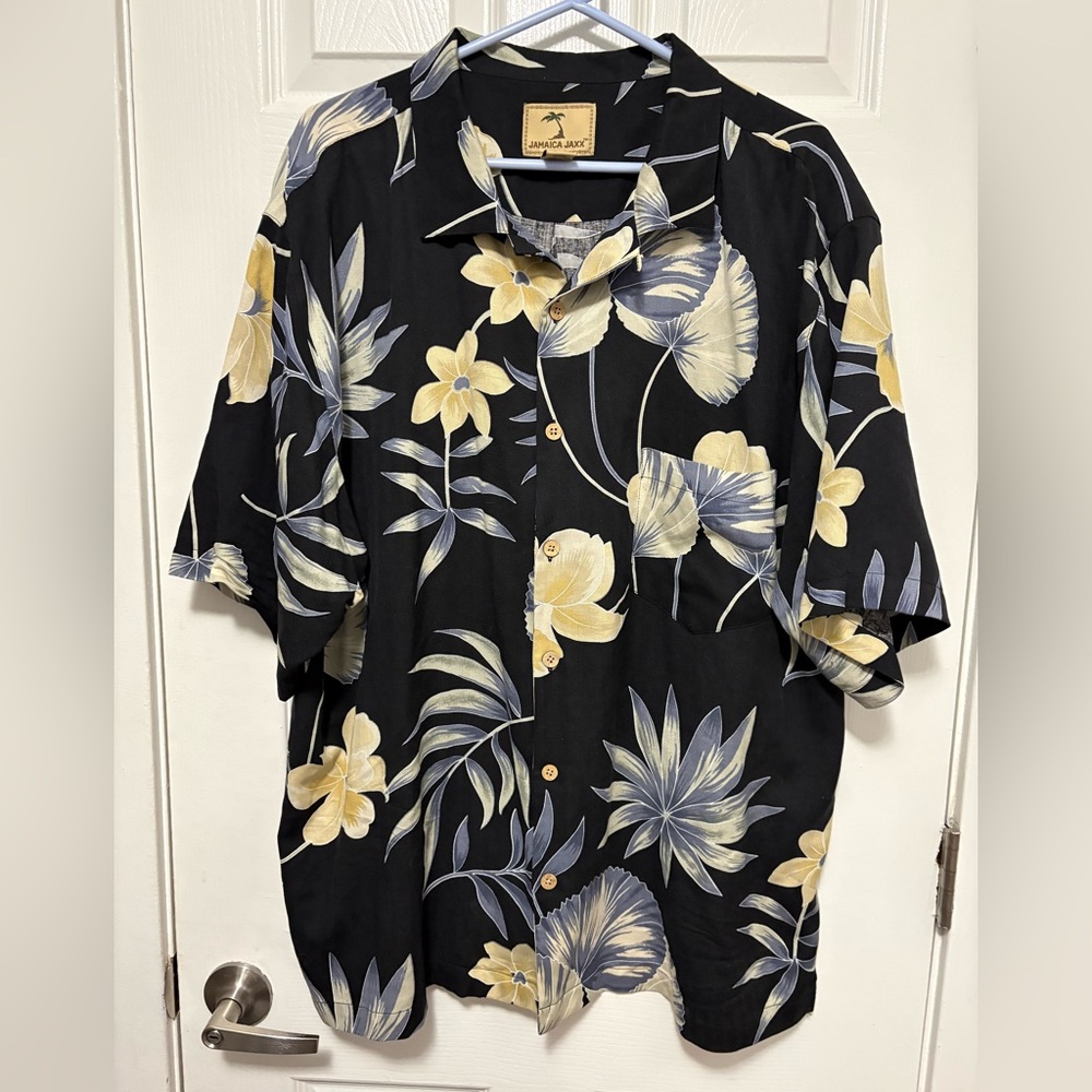 *Jamaica Jaxx Black Hawaiian Floral Men’s 100% Silk Short Sleeve Shirt #IR